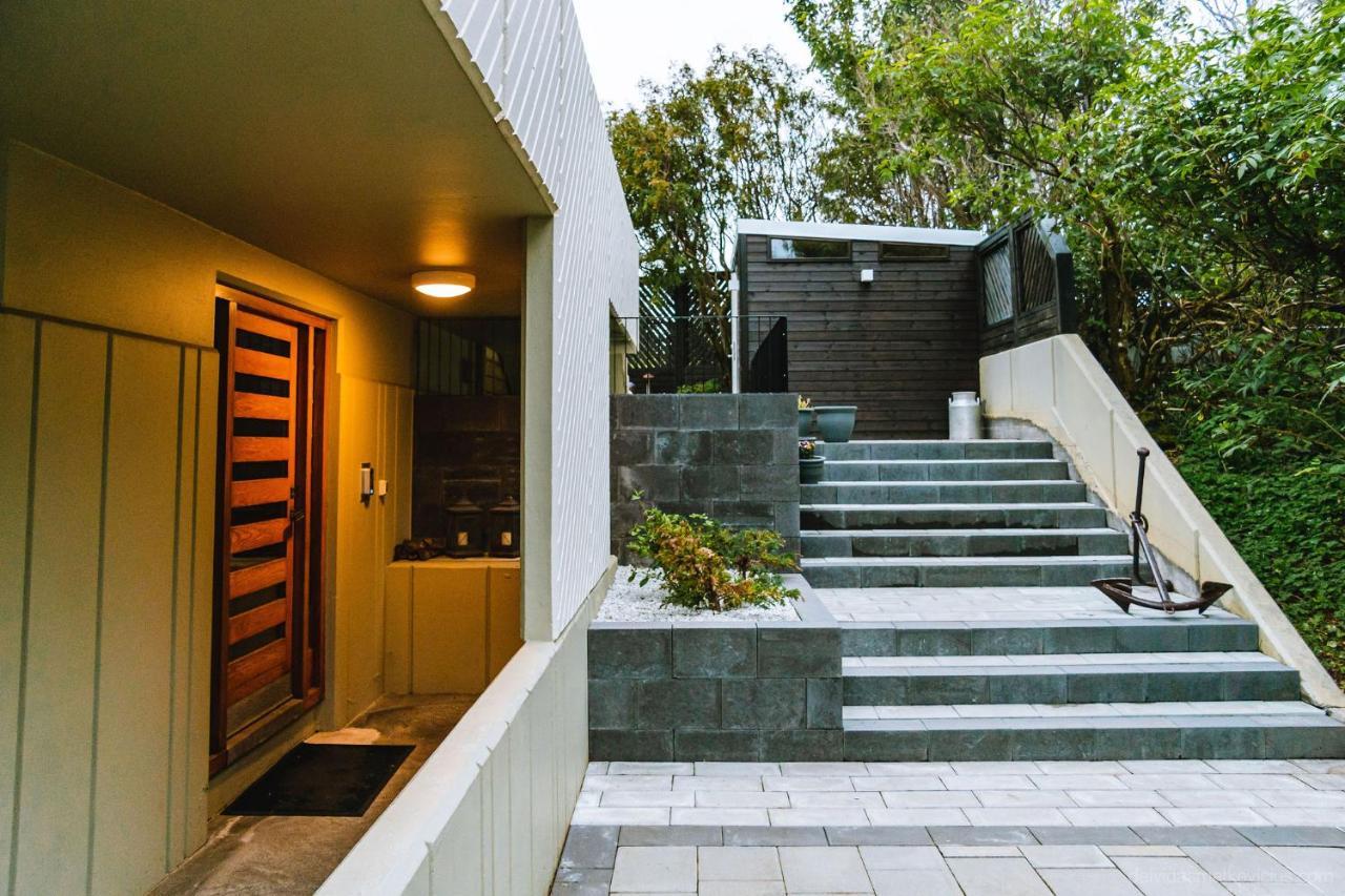 Smart Luxury - Private Gym, Hot Tub & Sauna เค็ปลาวิก ภายนอก รูปภาพ