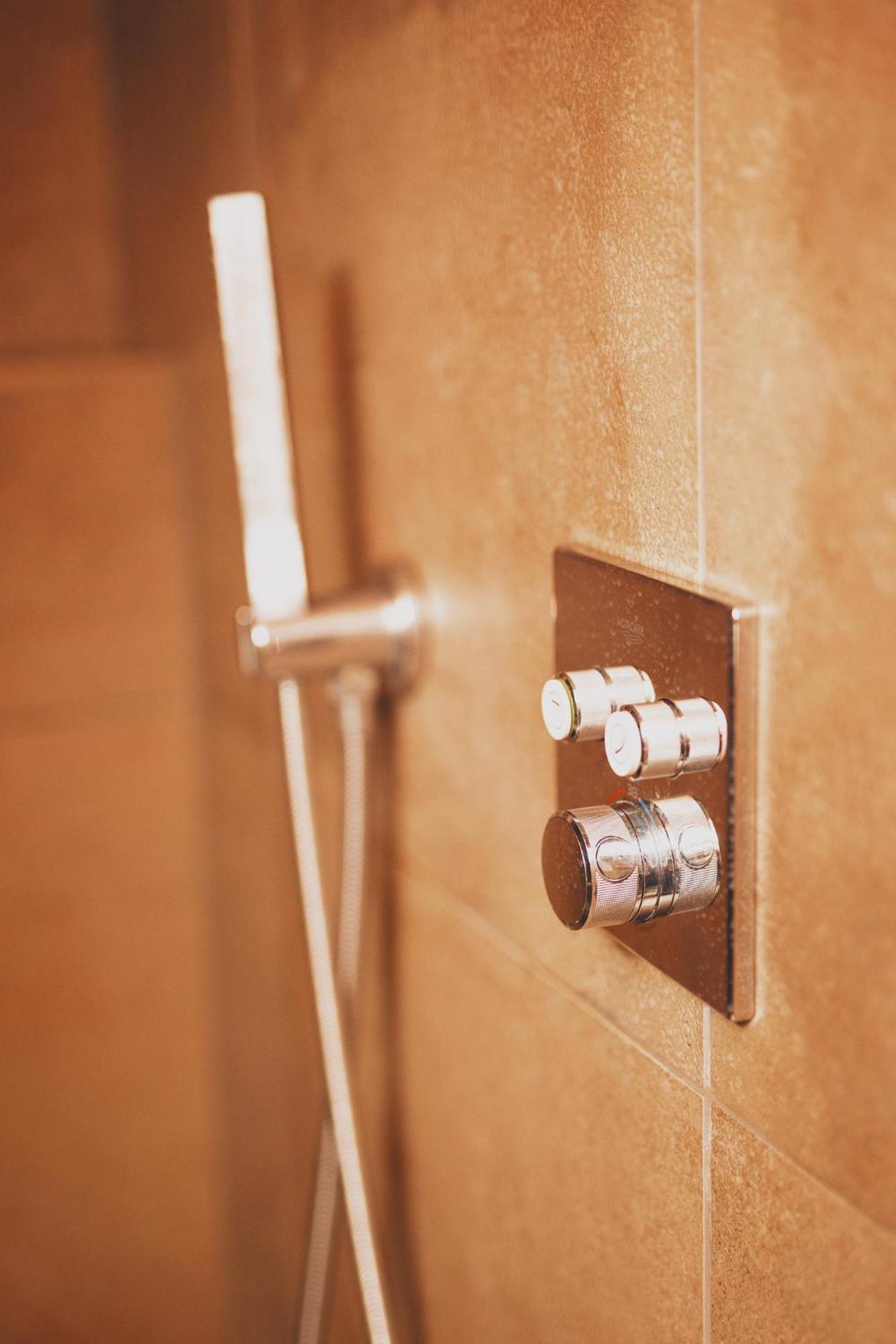 Smart Luxury - Private Gym, Hot Tub & Sauna เค็ปลาวิก ภายนอก รูปภาพ
